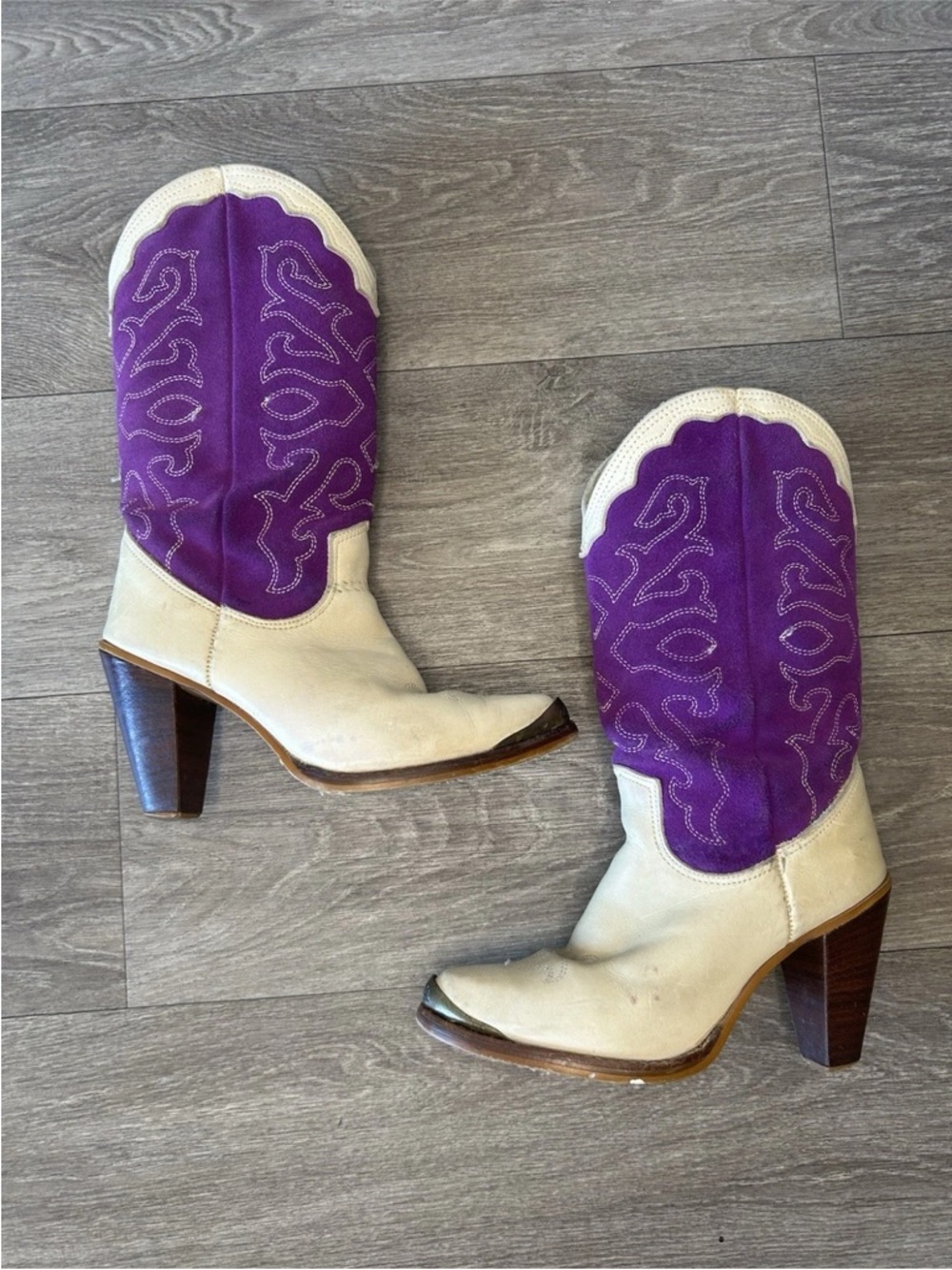 Vintage Zodiac Purple Suede Western Cowboy Boots 6.5 USA Heel